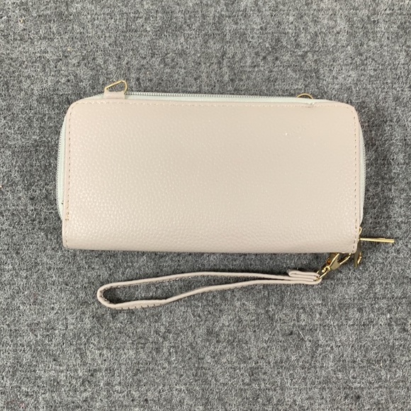 Cee Klein Wristlet Clutch Womens Small Gray Faux Leather Detachable Strap Purse - Picture 7 of 16